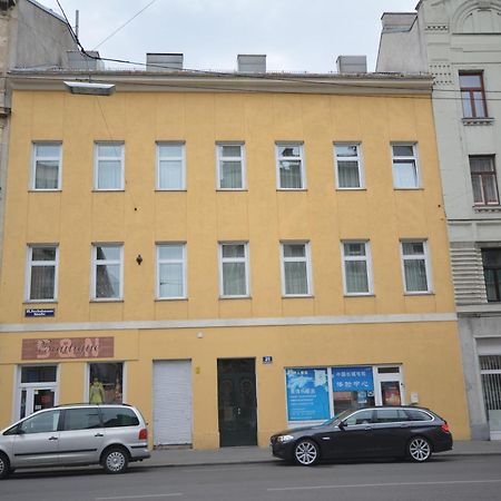 Vienna Holiday Apartments Buitenkant foto