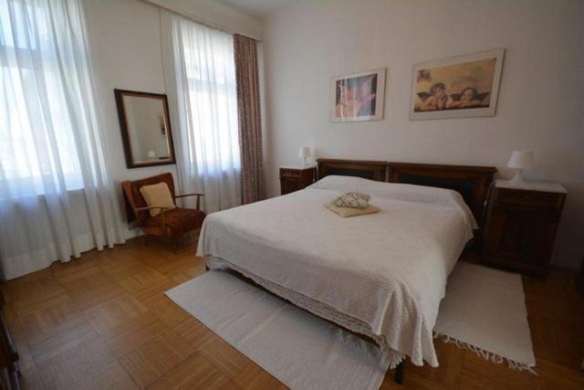 Vienna Holiday Apartments Buitenkant foto