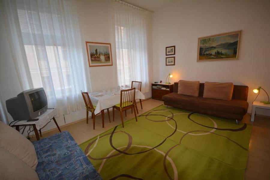 Vienna Holiday Apartments Buitenkant foto